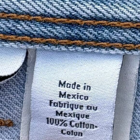 Vintage Calvin Klein Cut Off Denim Jean Shorts Mens 36 Blue Light Wash Loose 8" - Picture 6 of 8